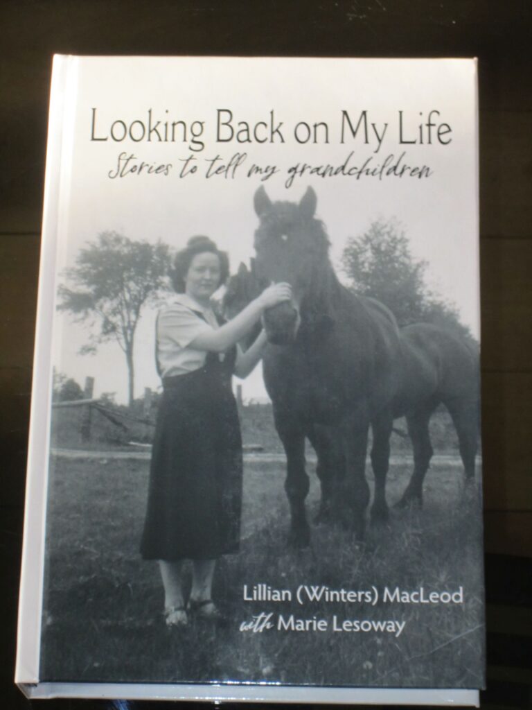Cover of Looking Back on My Life by Lillian MacLeod